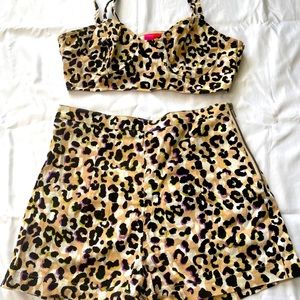 2 piece Cheetah print set